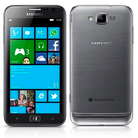 Windows-Phone-8-Samsung-Front-And-Rear-View