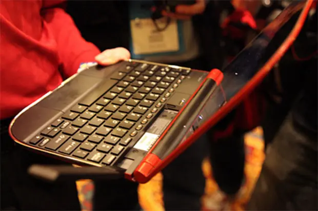 Intel North Cape Hybrid Intel North Cape Hybrid: Blurring the Lines