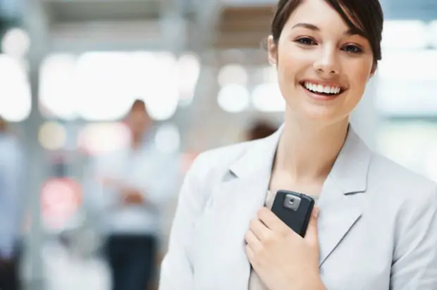 Using Smartphones on the go mobile phones women on the go usage