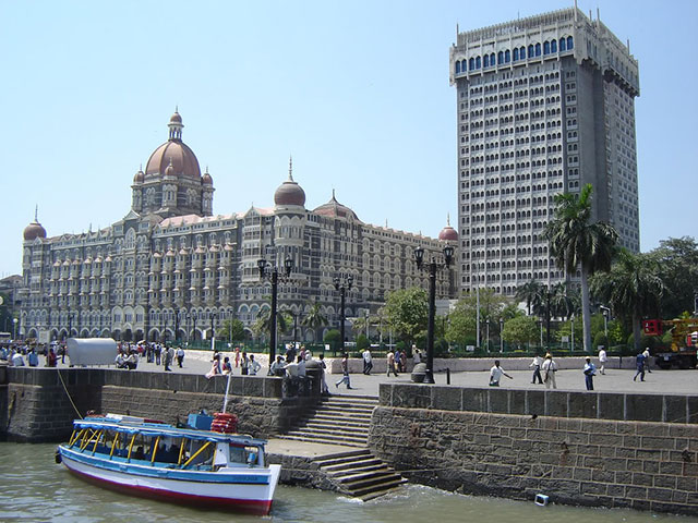 travel and enjoy the Taj Hotel Palace - Mumbai in India