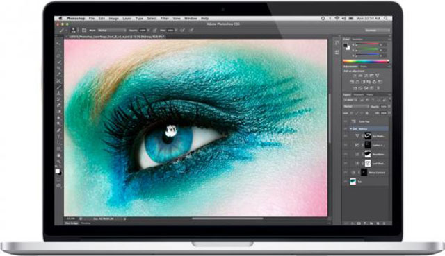 apple's builds retina display with very high resolution into latest macbook air