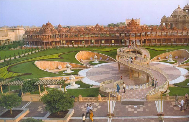 India travel tours to wonderful tourist attractions in Jaipur