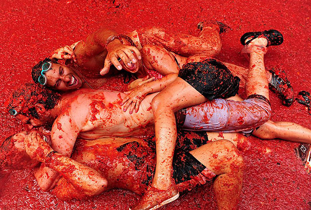 La Tomatina is the world's biggest tomatoe food fight event