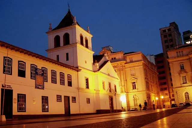 travel Sao Paulo and visit Brazilian travel spots like Patio Do Colegio