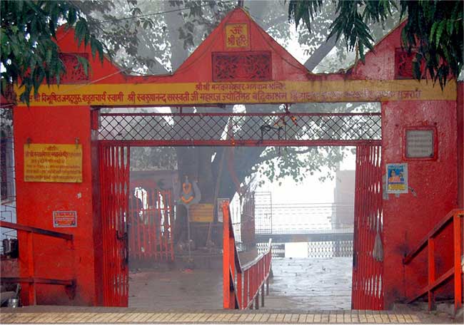 traditional temple of Mankameshwar Temple, India