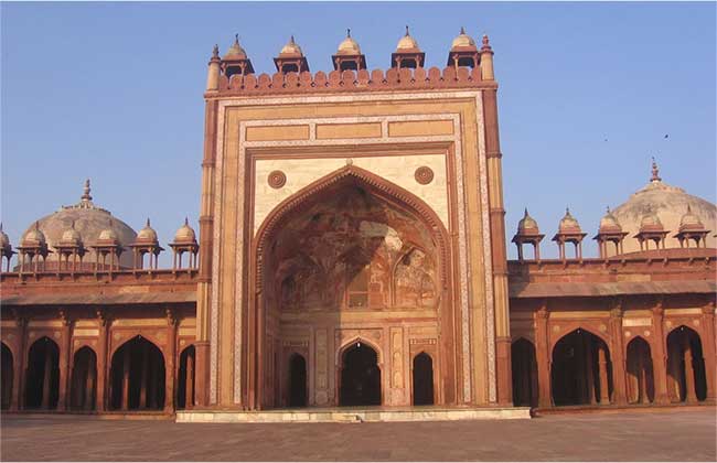 online travel tourist India Fatehpur Sikri