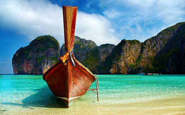 Thailand travel to wonderful white beaches and thai cuisine in party travel packages