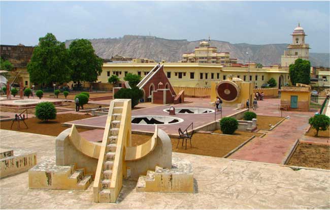 see Jaipur's Jantar Mantar tourism travel attraction in pink city