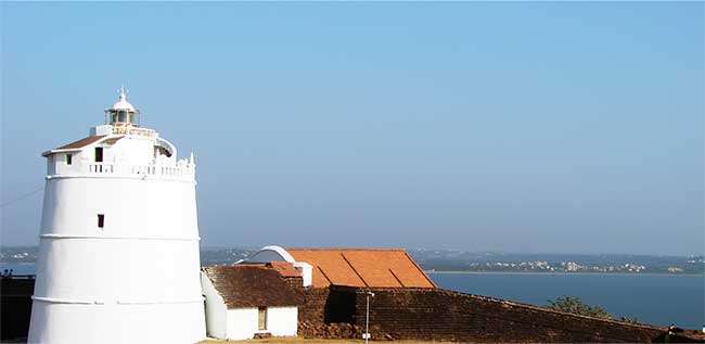 ancient lighthouse at the fort of Aguada travel review India, Goa