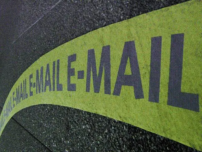 Your email signature can be a fast road to better business promoton