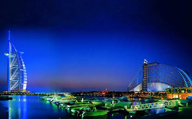 Travel Dubai and the middle east Travel Dubai and the middle east