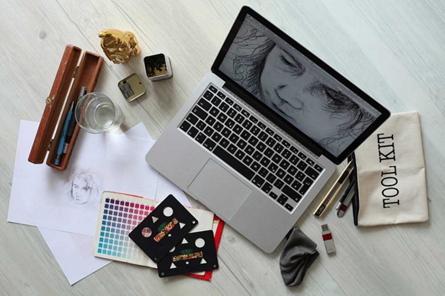 Tools every graphic designer needs in 2018