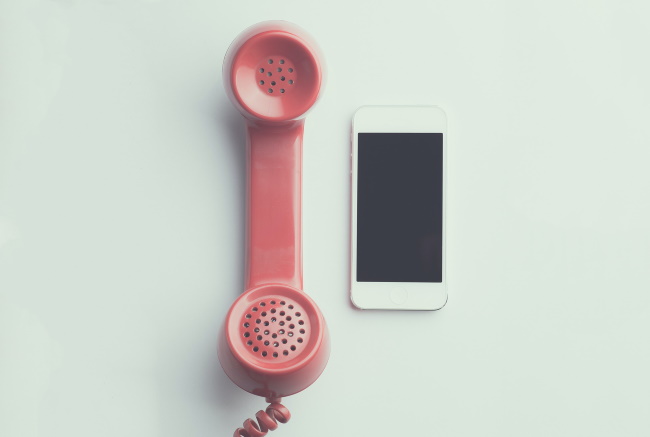 Can You Use a Voice Over IP Phone Service at Home?