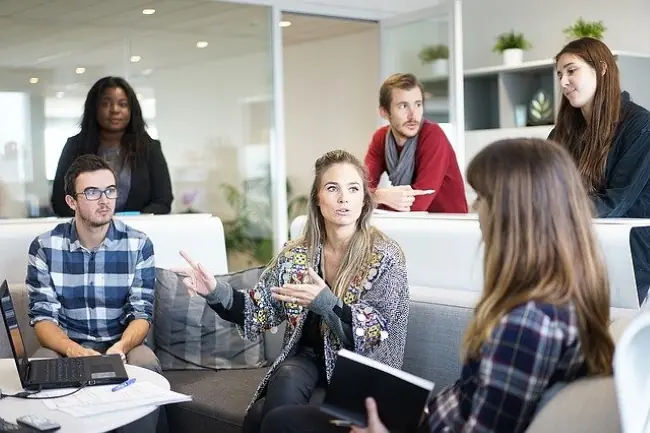 4 Effective Strategies for Motivating a Team Remotely