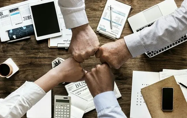 Things That Make You Love and Hate Business
